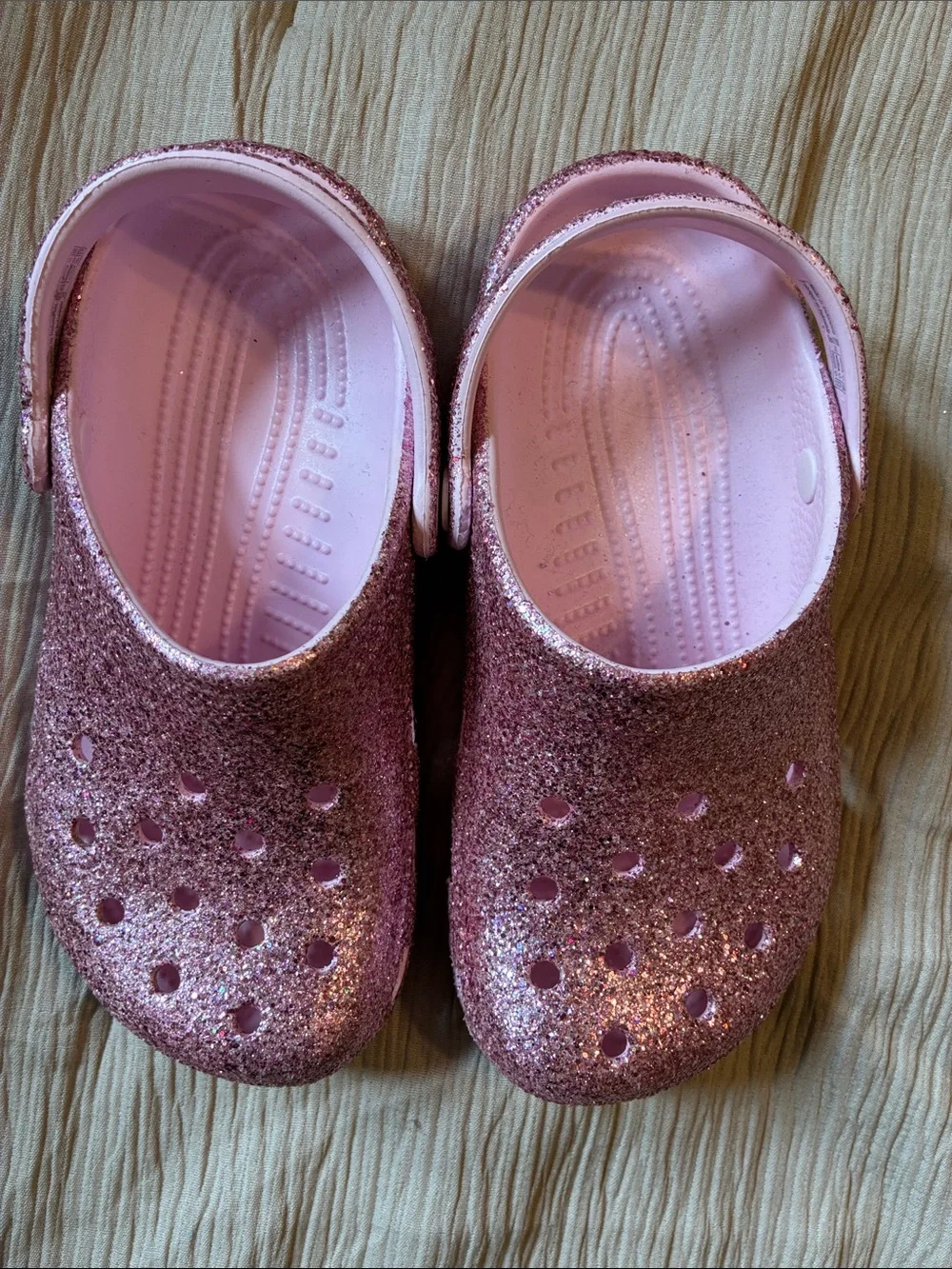 CROCS Big Kids' (J2) Classic Chunky Glitter (PINK) Clog